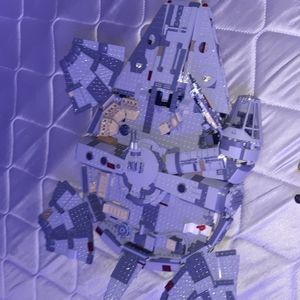 Millennium Falcon Lego
